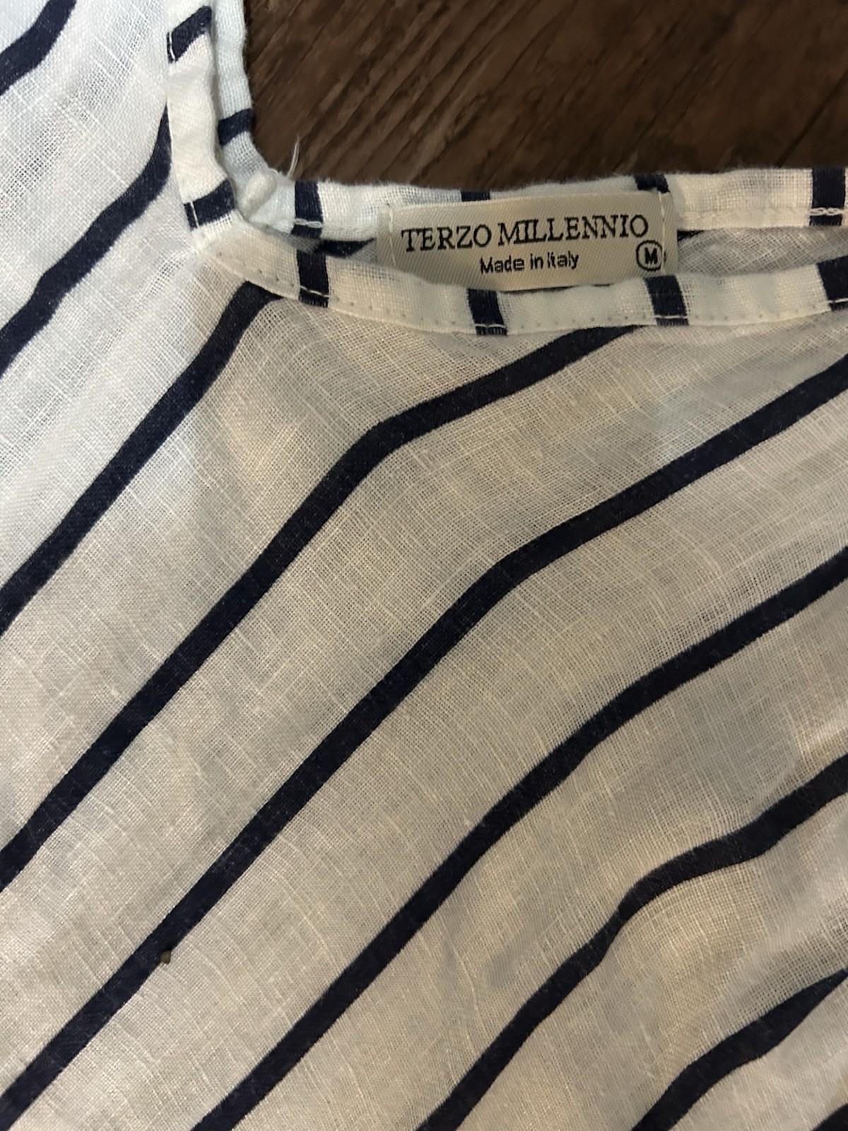 TERZO MILLENNIO White/Blue Striped V-Neck Strappy Sleeveless Mini Dress, M