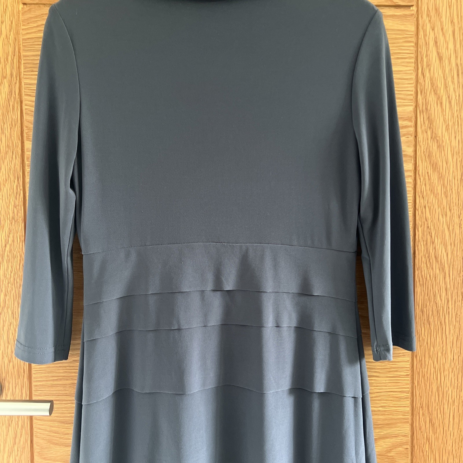 Joseph Ribkoff Dress Grey Blue Tiered Roll Over Collar 3/4 sleeve Size 10