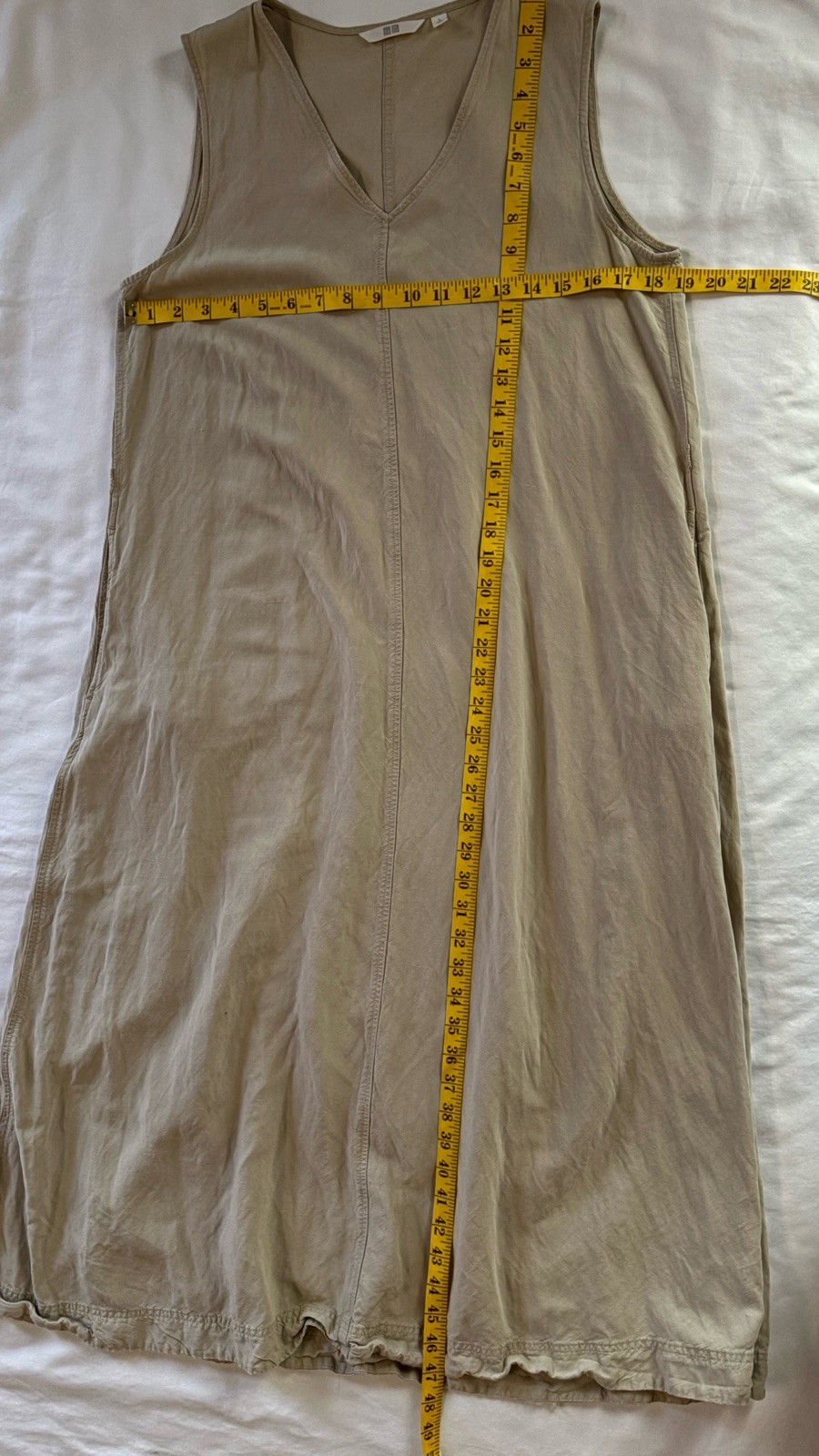 UNIQLO Sleeveless Midi Maxi Dress Beige Rayon Blend Relaxed Minimalist Large