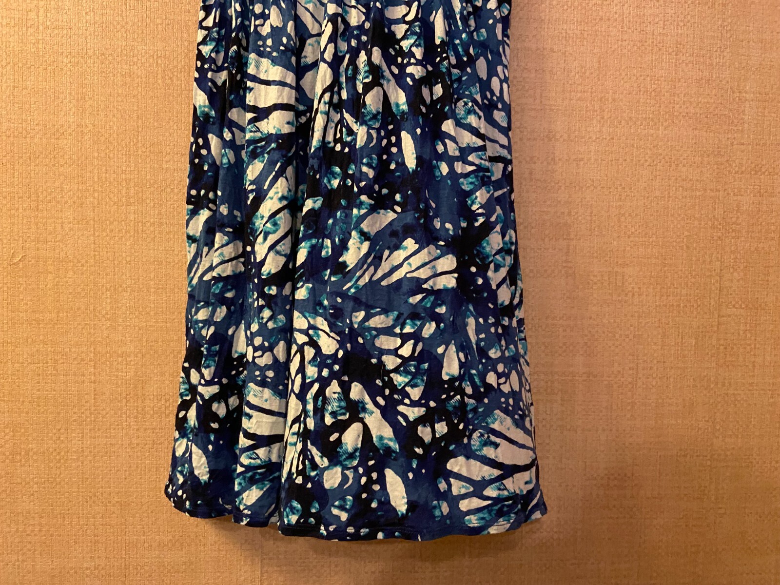 Mudd sleeveless A-line/shift high waist dress size M blue w/white floral print