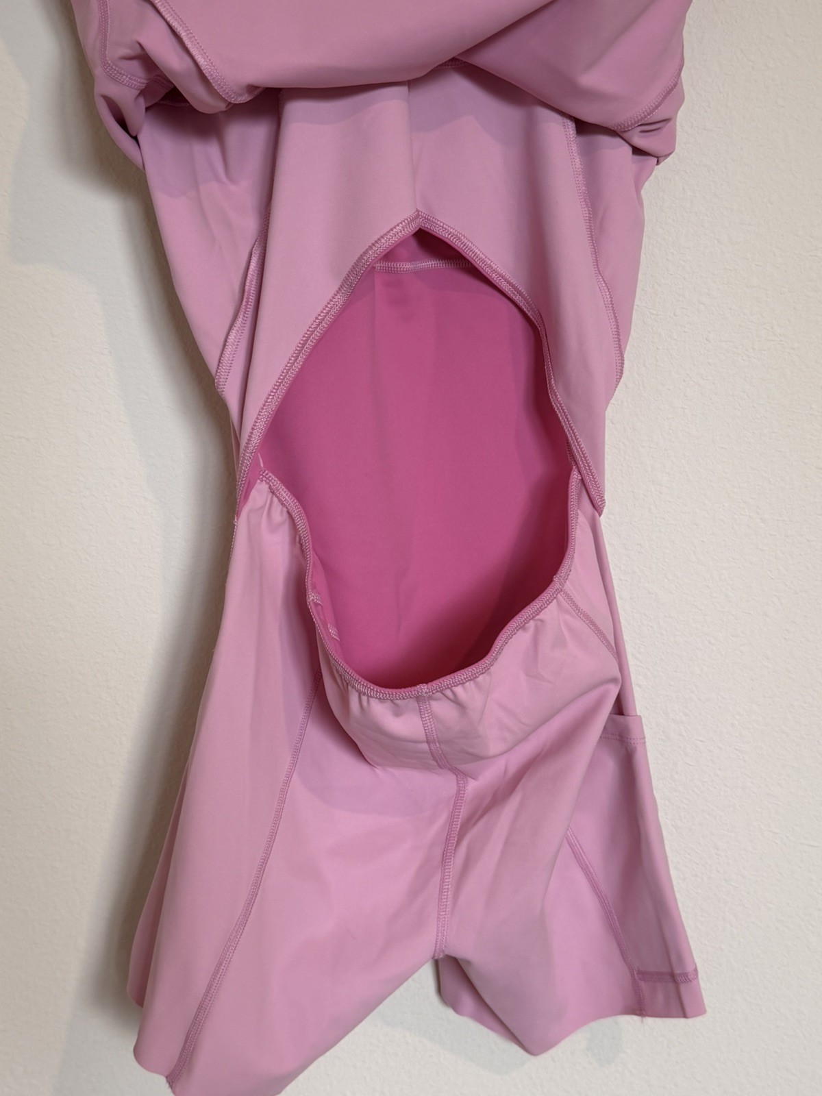 NWT Spanx Dress Get Moving V Neck Slimming Pink Sculpt Small