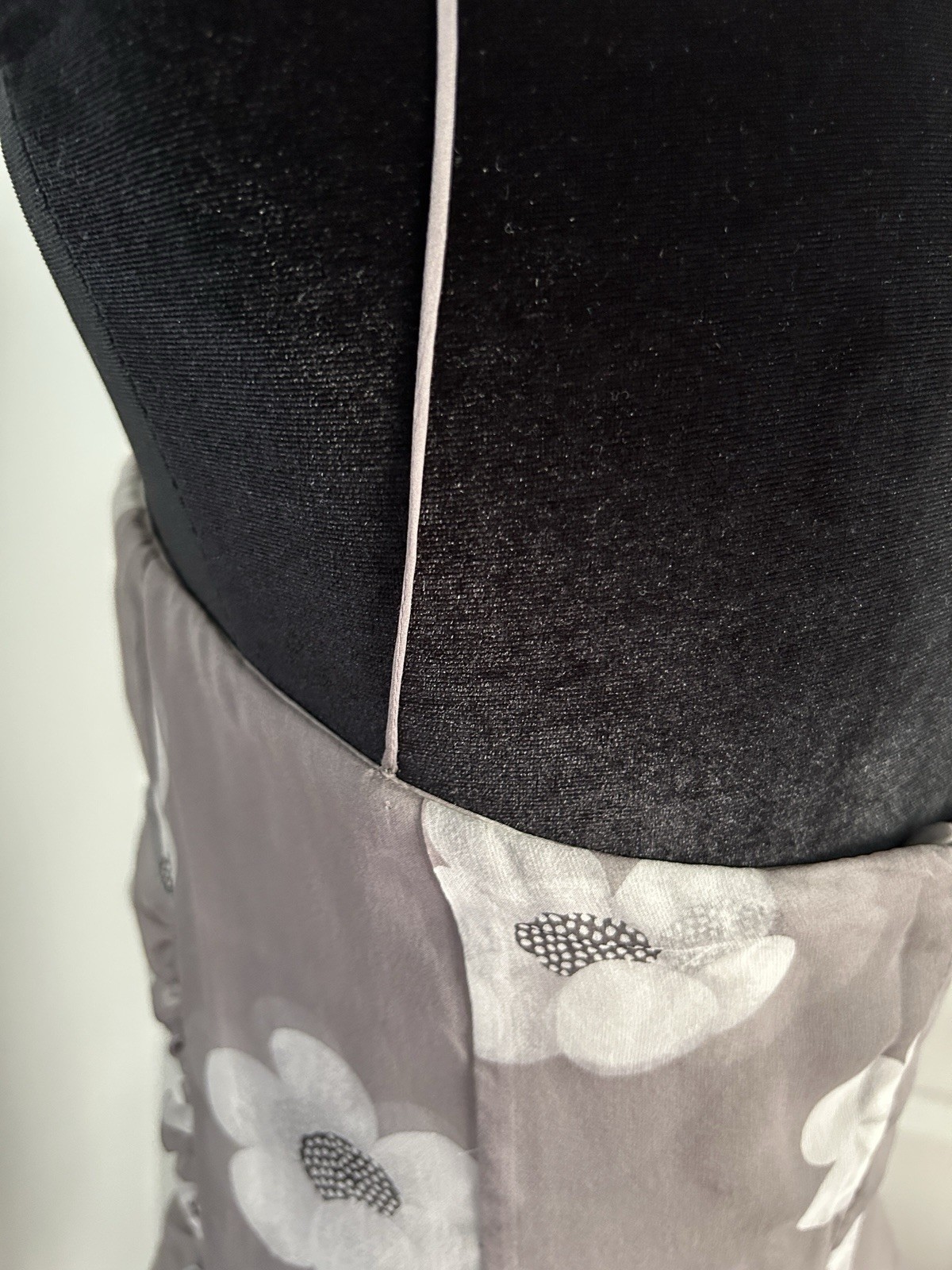 Vintage Armani Collezioni Gray White Floral 100% Silk Spaghetti Dress IT 42