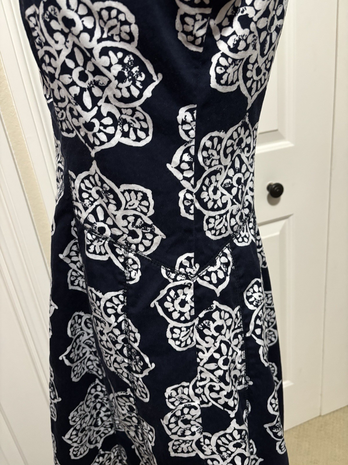Batik Print Sleeveless V-neck dress, Navy & White Stretch Cotton, Nine West 10