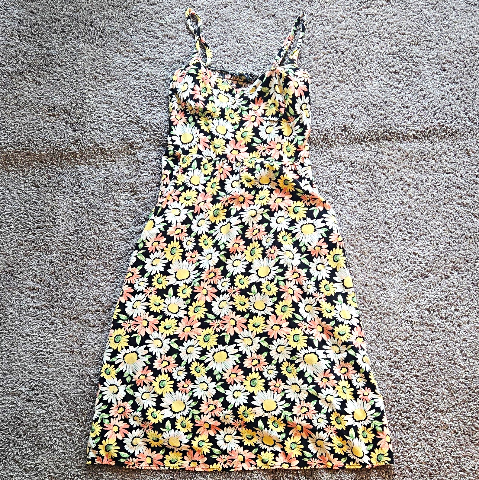 As U Wish Women’s S Black Floral Smocked Sweetheart Strappy Midi Sundress
