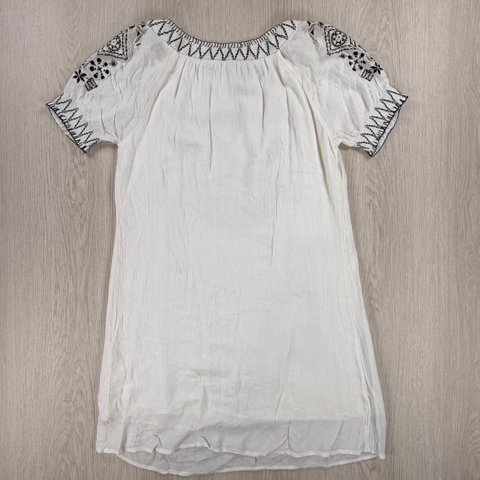 Abercrombie & Fitch White Embroidered Tassel Boho Shift Dress Womens Small
