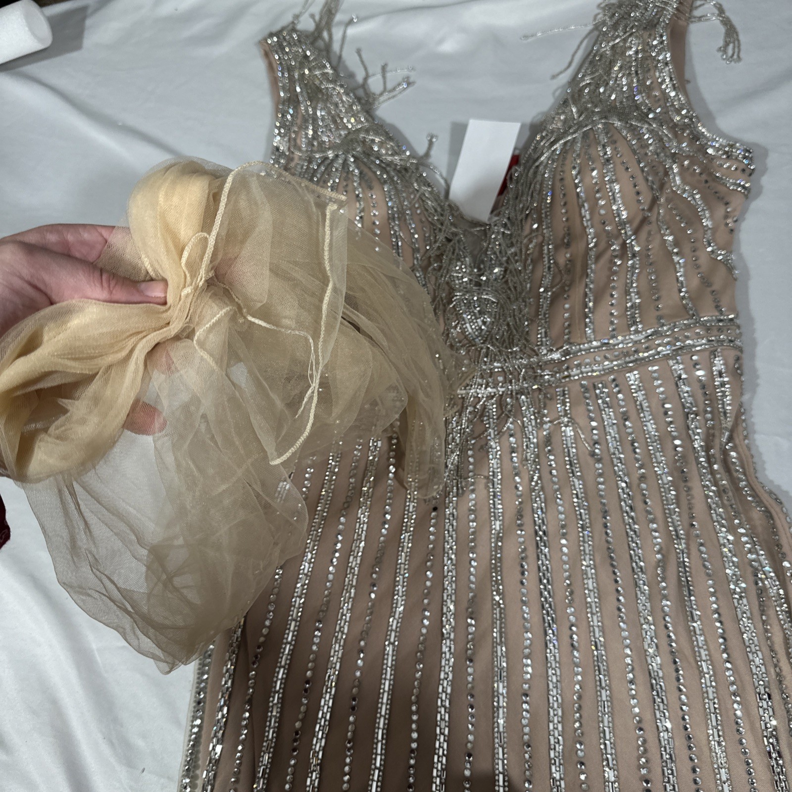NWT $698 Lara [ 6 ] 29680 Beaded Fringe V-Neck Sleeveless Column Gown Nude J2021