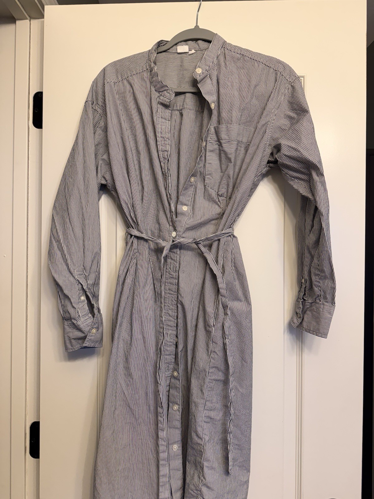 GAP Women’s Shirt Dress Blue/White Striped Collared Roll Tab Chambray Midi M