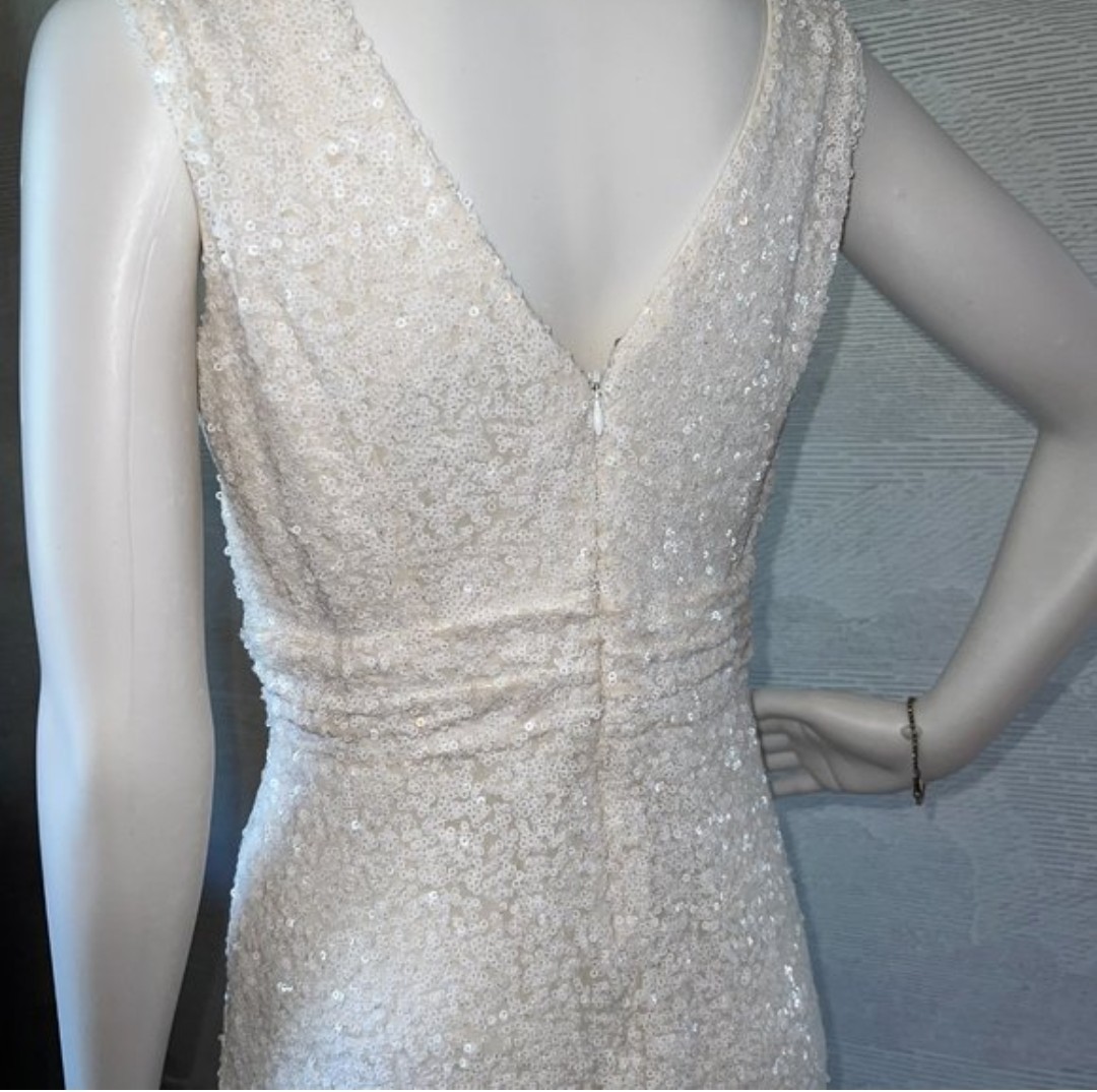 Badgley Mischa White Sequin Full Length Gown Sz 6