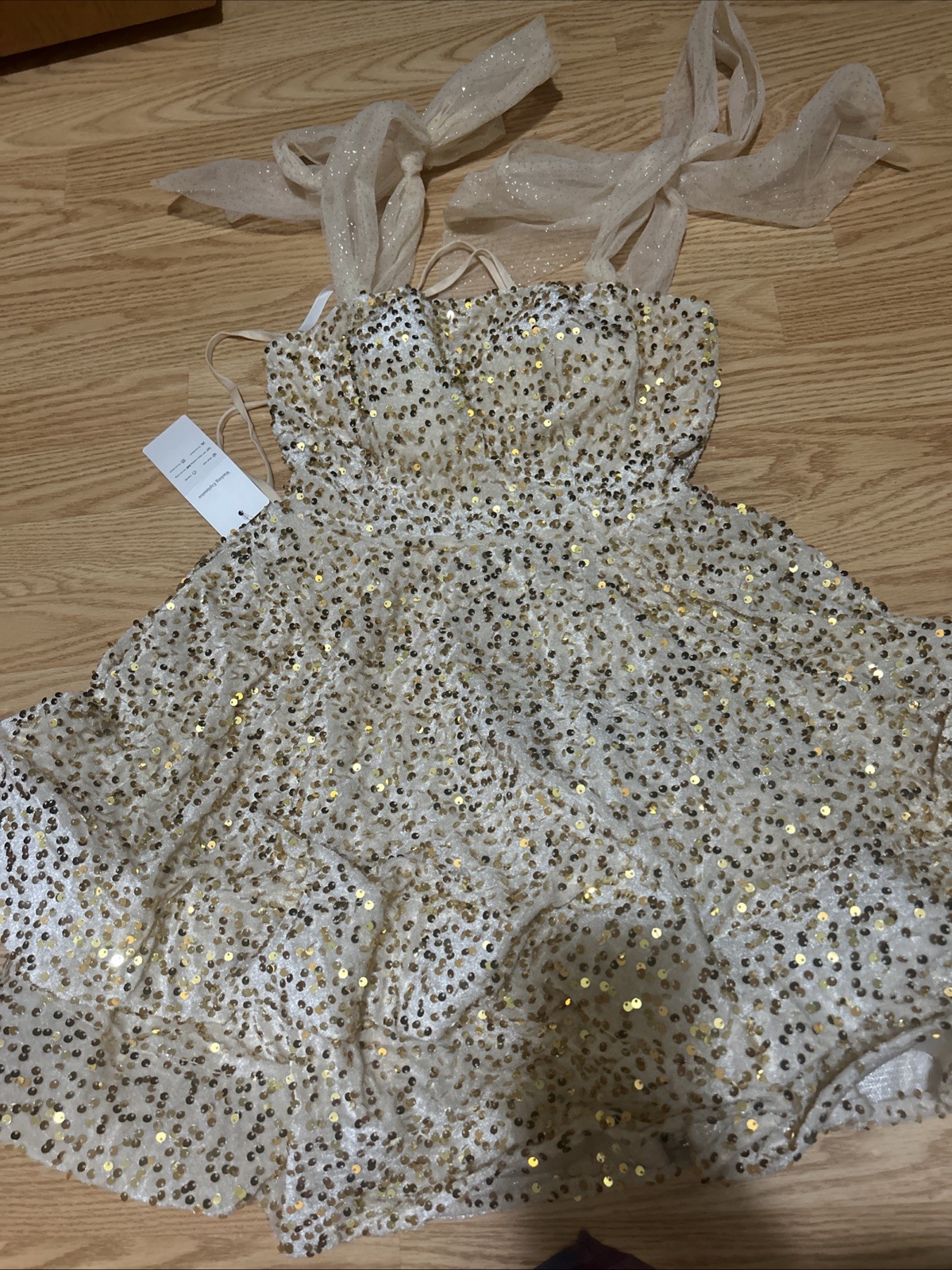 Gold Sparkly Sequin Tiered Cocktail Night Party Dresses Quince Teens Size 6