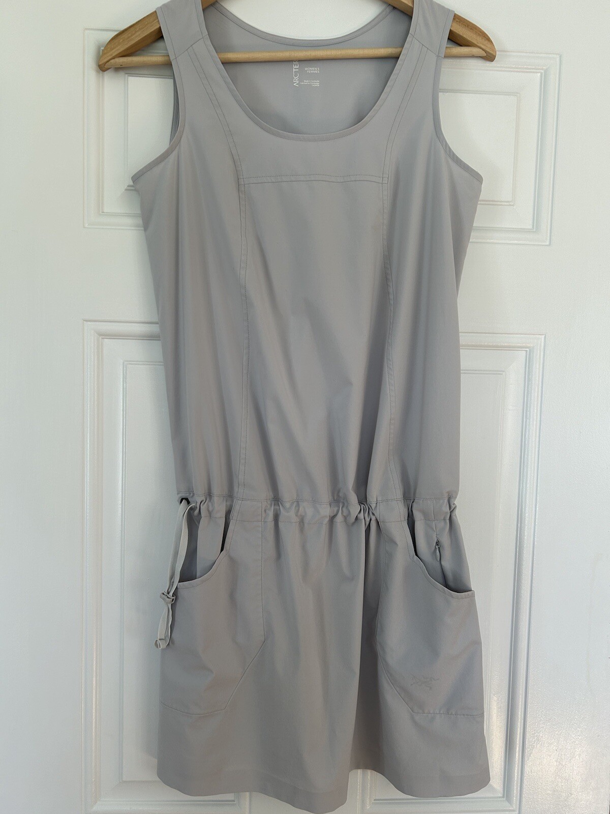 Arcteryx Contenta Tank Dress Active Adjustable Light Gray Women XS Lightweight