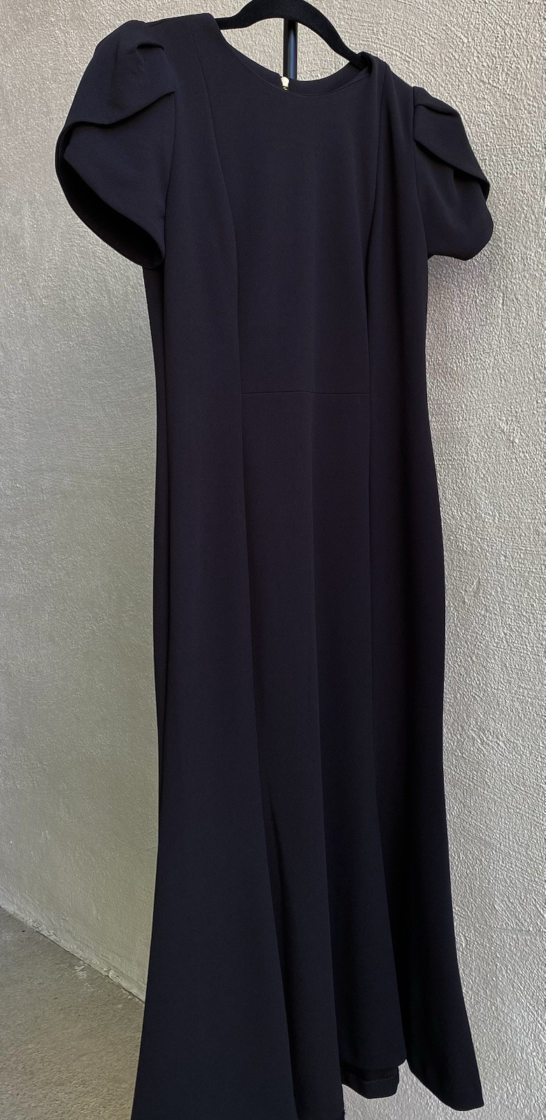 Calvin Klein Black Sheath Midi Dress Cap Sleeve Round Neck Stretch Zip Size 4