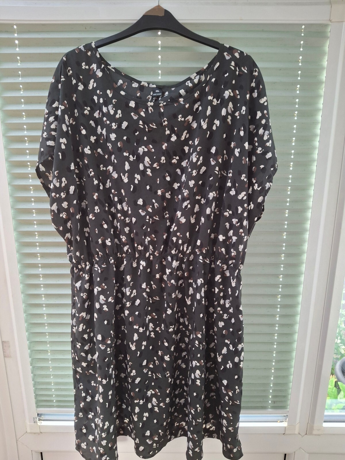 Shein Women’s 4XL Black and Brown Animal Print Dress 100% Polyester 0030