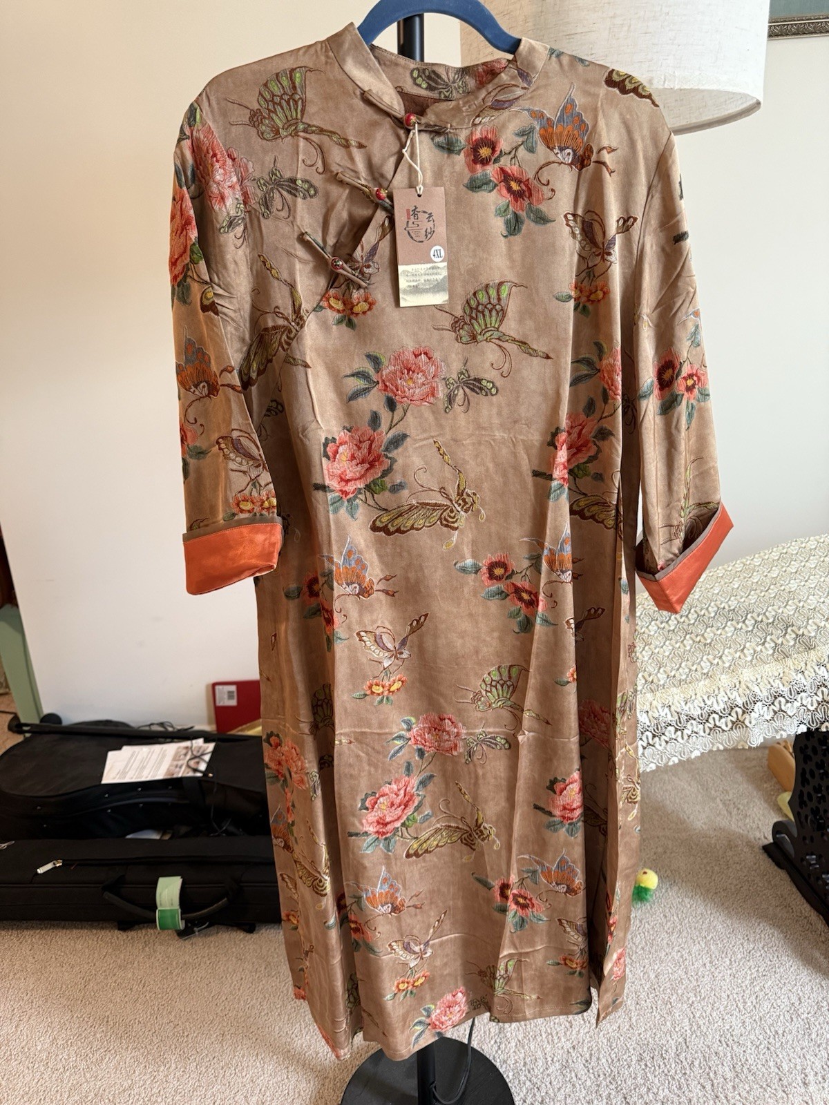 High quality Traditional Asian Qipao Style Chinese Floral Silk Dress