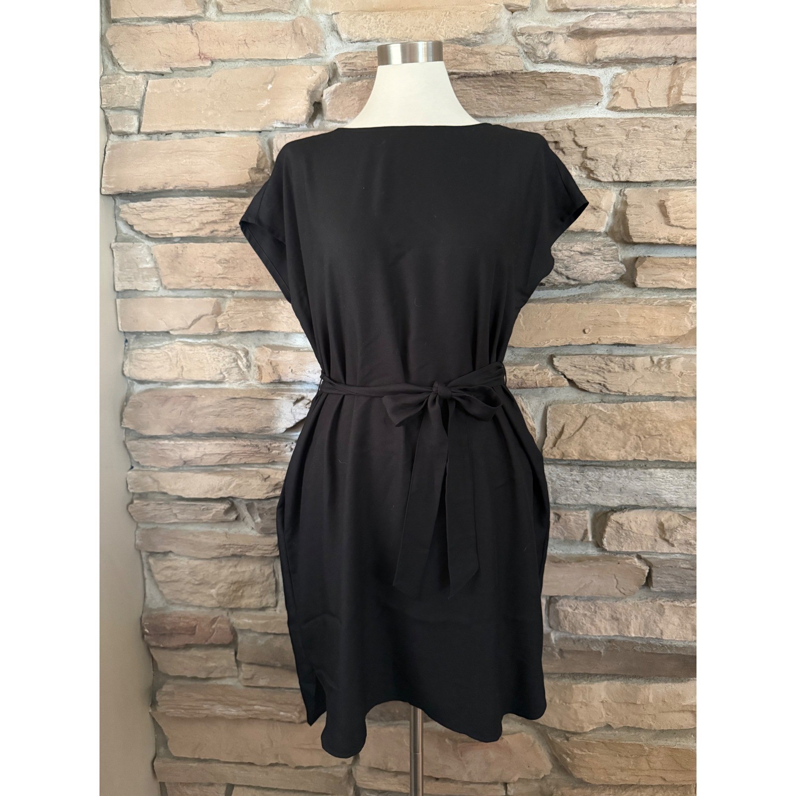 Gap Womens Black Rayon Blend Short Sleeve Belted Shift Dress Size M RN54023