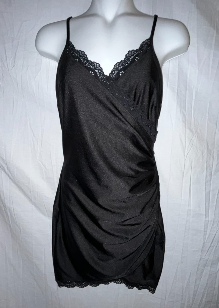 Lot of 5 Mini Cocktail Dresses- Size 4-6 (S/M)- Black and Red- Various Brands