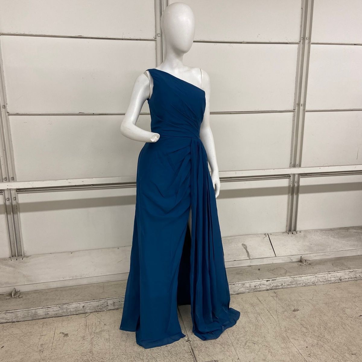 BXZ One-shoulder A-Line Gown Women’s Size 6 Blue