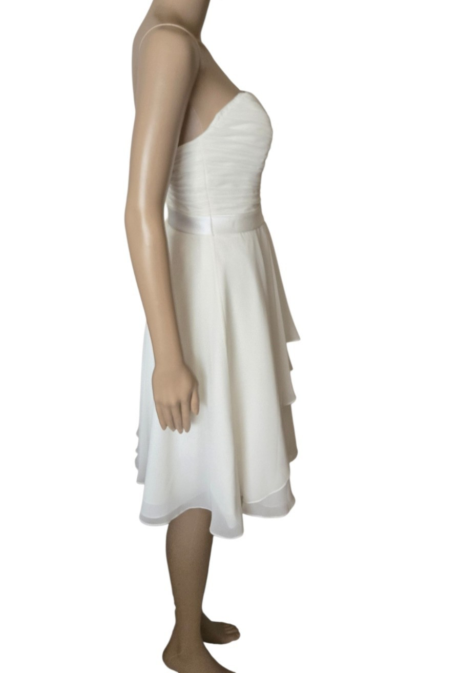 Mori Lee by Madeline Gardner ivory Strapless knee length cocktail Dress size 4