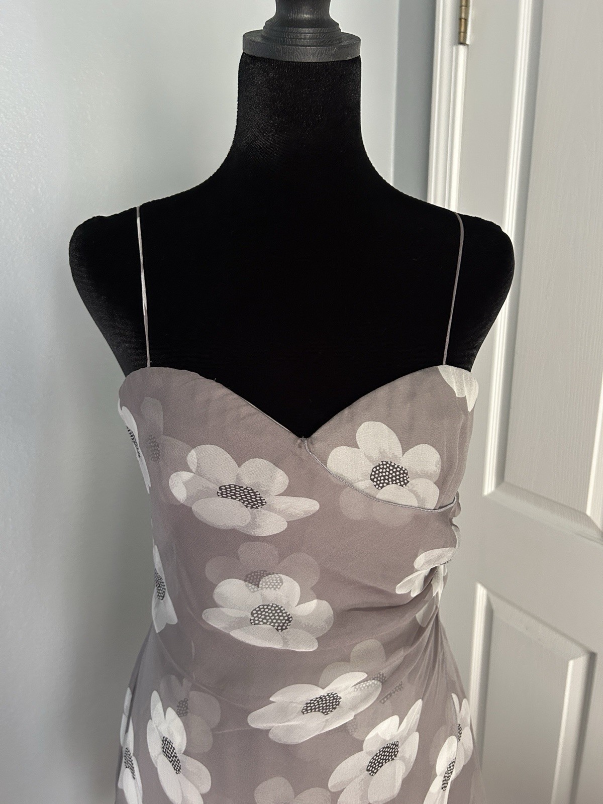 Vintage Armani Collezioni Gray White Floral 100% Silk Spaghetti Dress IT 42
