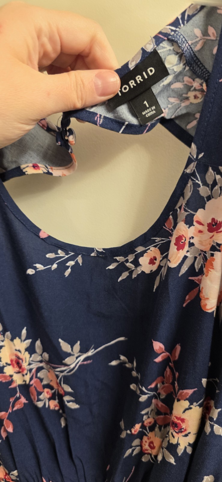 Torrid 1X Blue Floral Dress, Pleated, Waist, Open Back, Soft, Light, Worn 1X