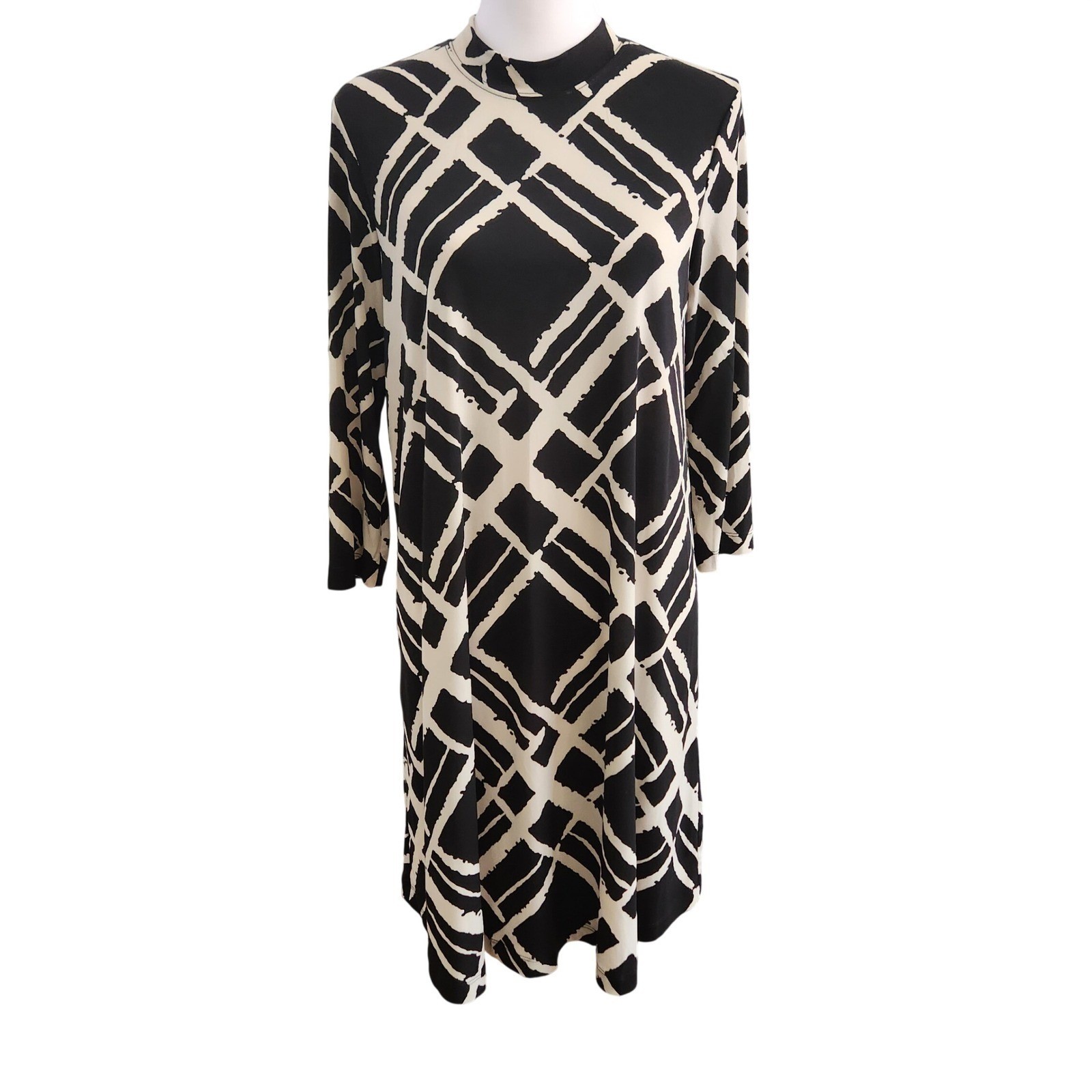 Neiman Marcus Black Cream Geometric Mock Neck Long Sleeve Dress Women’s M