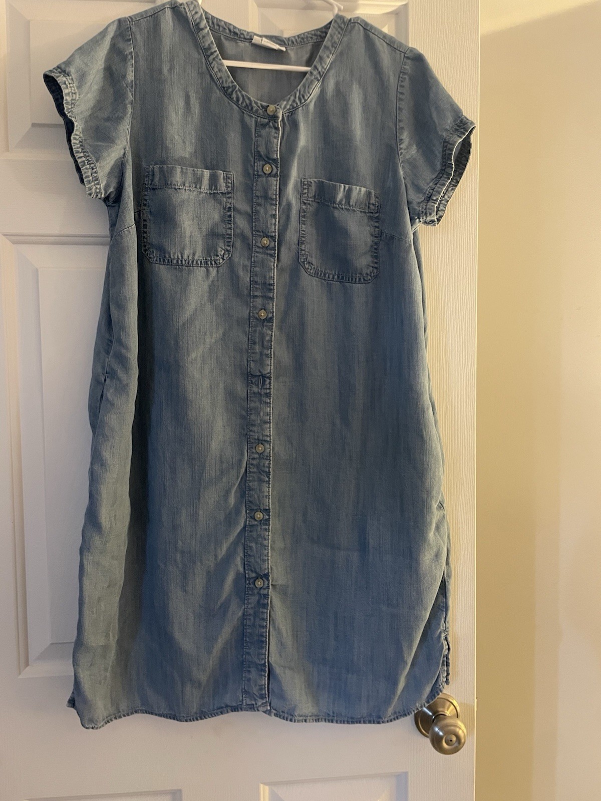 Liz Claiborne Blue Denim Shirt Dress L Button Front Pockets Cap Sleeve Knee