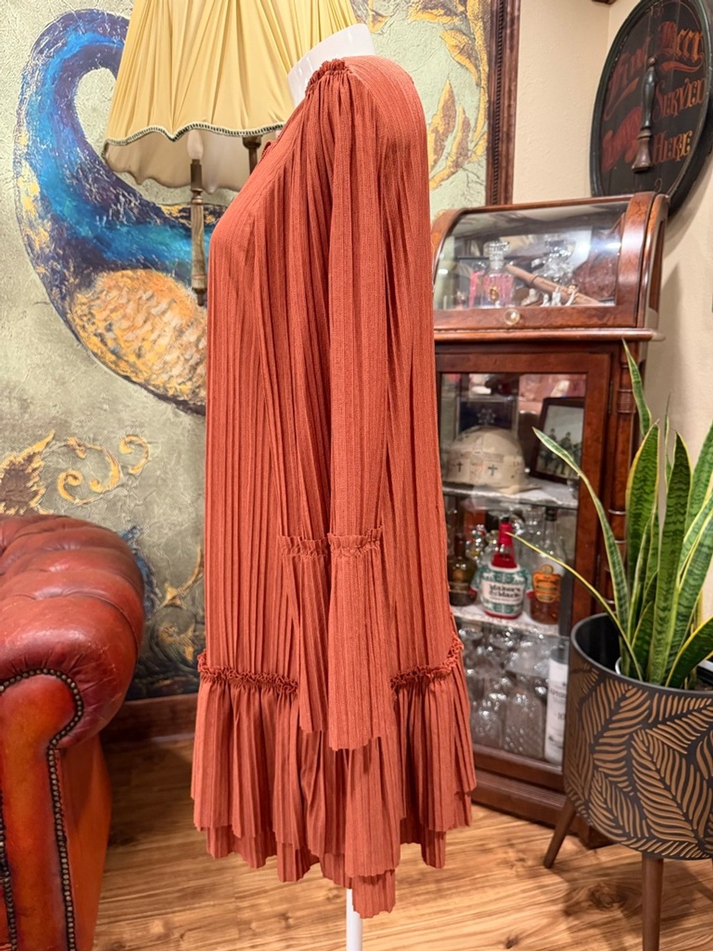 Dress Up Pleated Rust Terracotta Shift Mini Dress Bell Sleeve Boho Tiered M