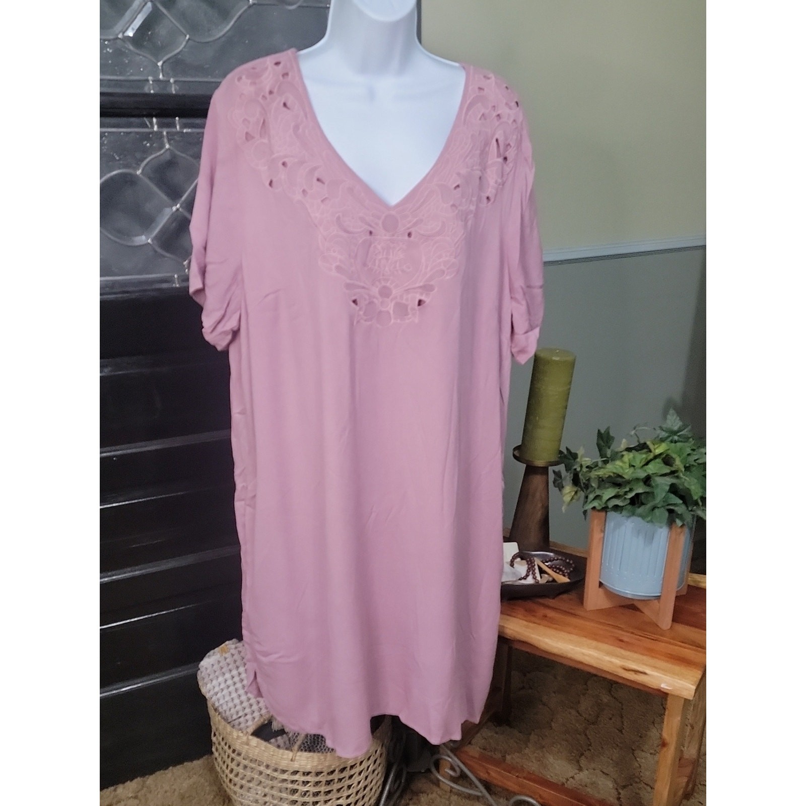 Davi & Dani Women’s 2XL Blush Pink Lace Detail Shift Dress Pockets Lined NWT