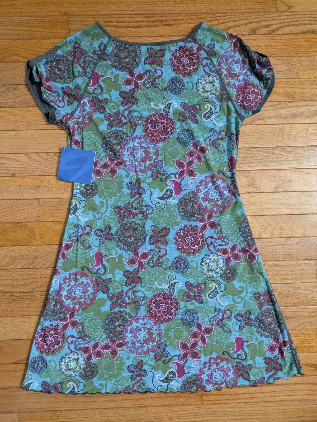 NWT Title Nine Floral Reversible Active Dress – Medium