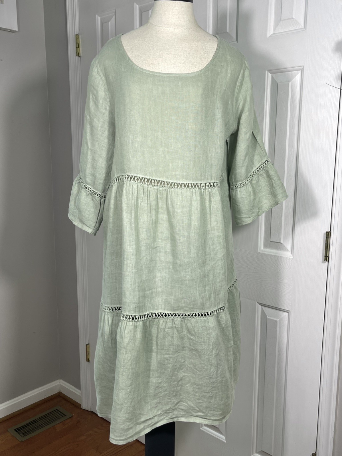 LUNGO L’ARNO 100% Italian Linen Tiered Dress Sage Green 3/4 Sleeve Size Large