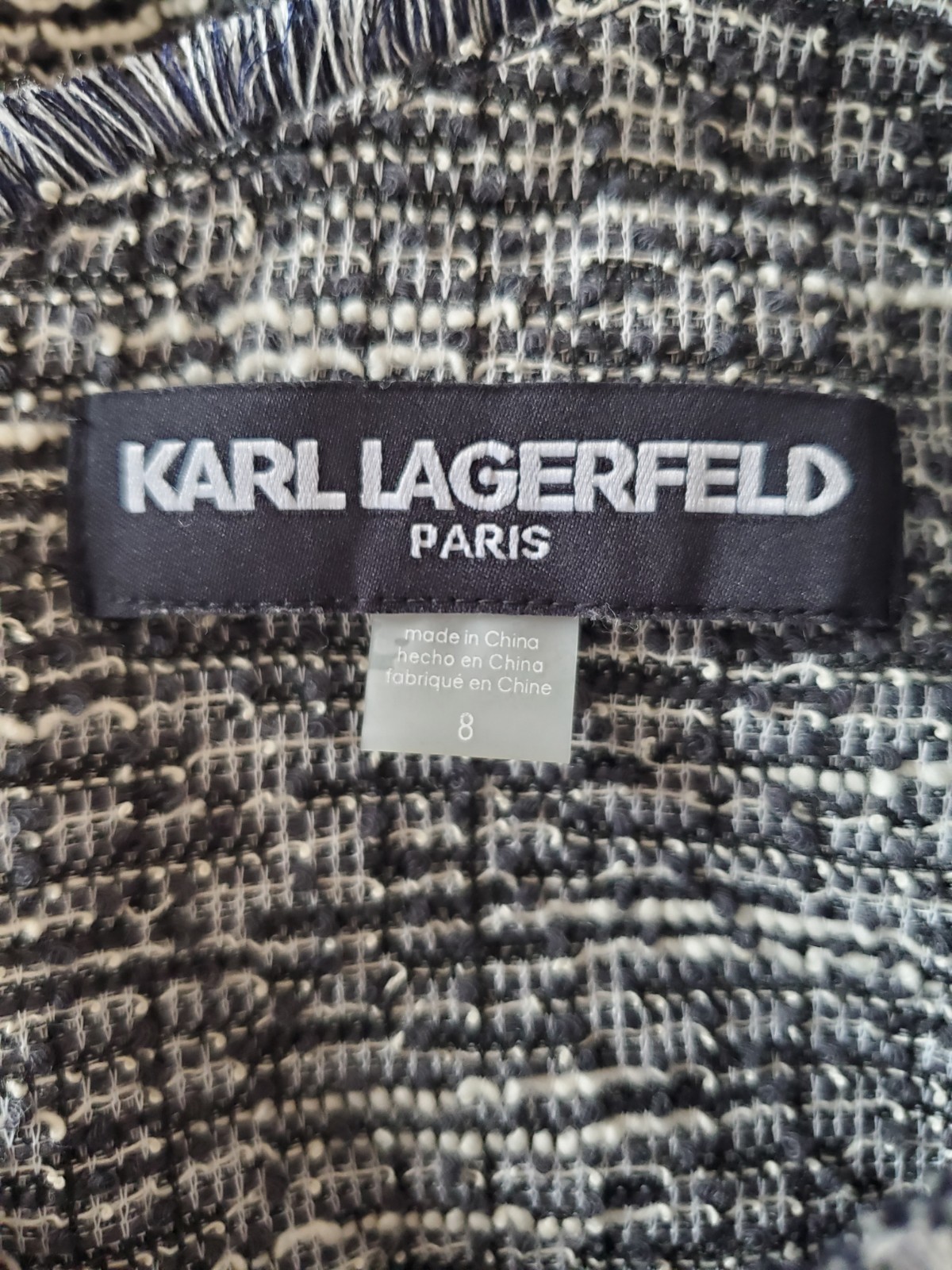 KARL LAGERFELD PARIS Sleevless Black/White Tweed, Pockets w/Pearl’s (Size 8)