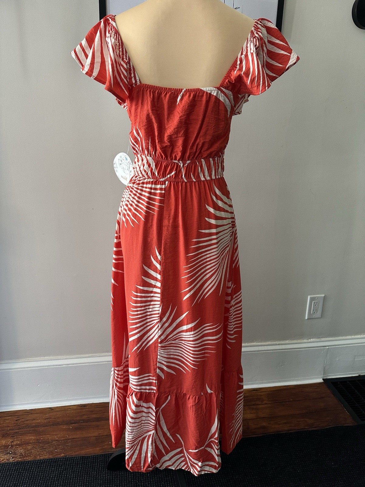 NWT Naïf Coral Tropical Leaf Print Off Shoulder Maxi Dress Size S