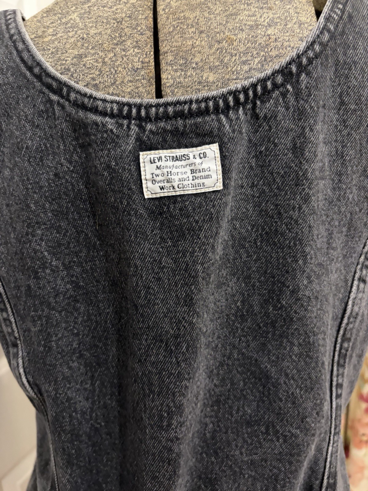 Levi’s Black Denim Dress Size Large Button Front Buckle Cinch In Back Sleeveless