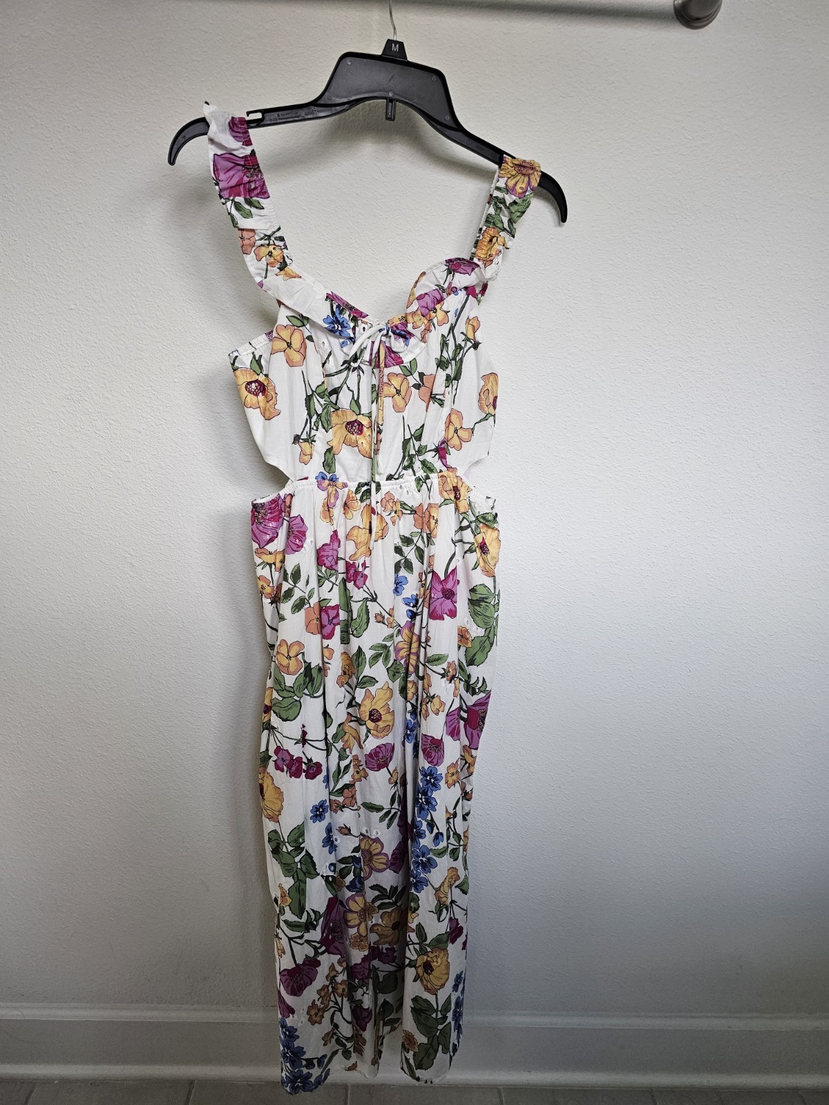 SO Floral Maxi Dress With Cutout Side Design