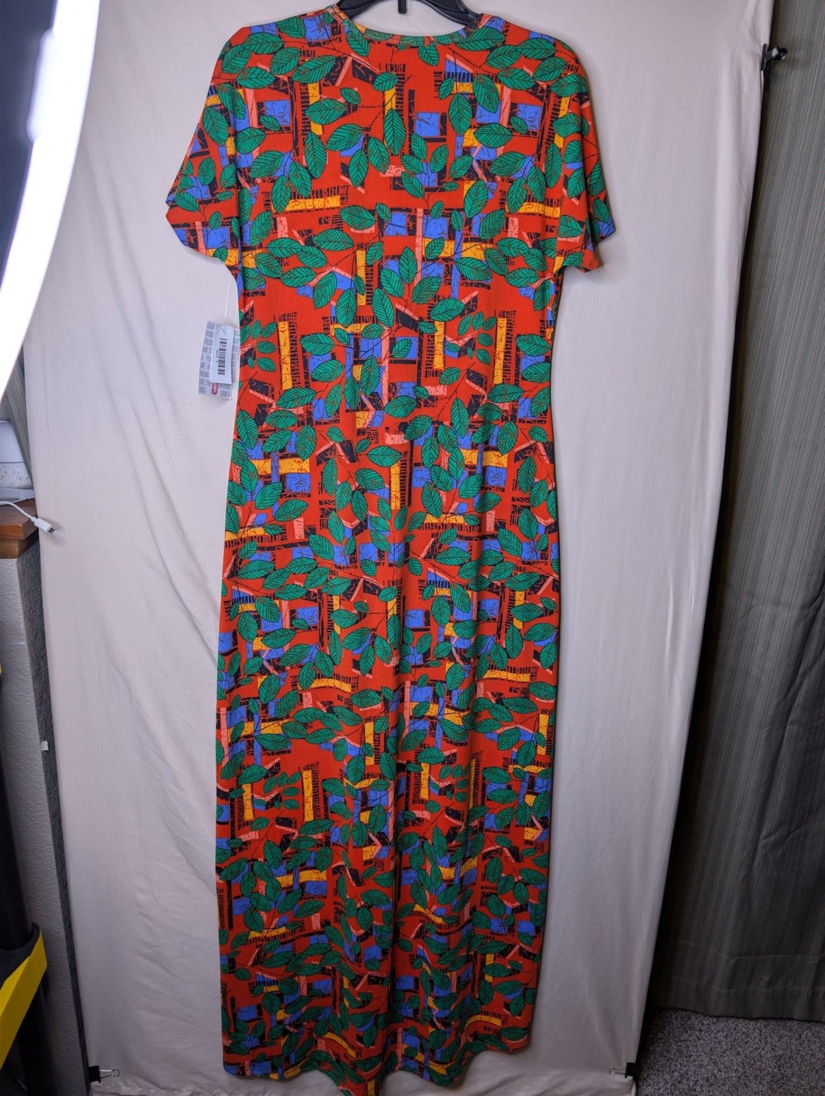 LuLaRoe Maria Short Sleeve Maxi Dress in Multicolor Leaf Print