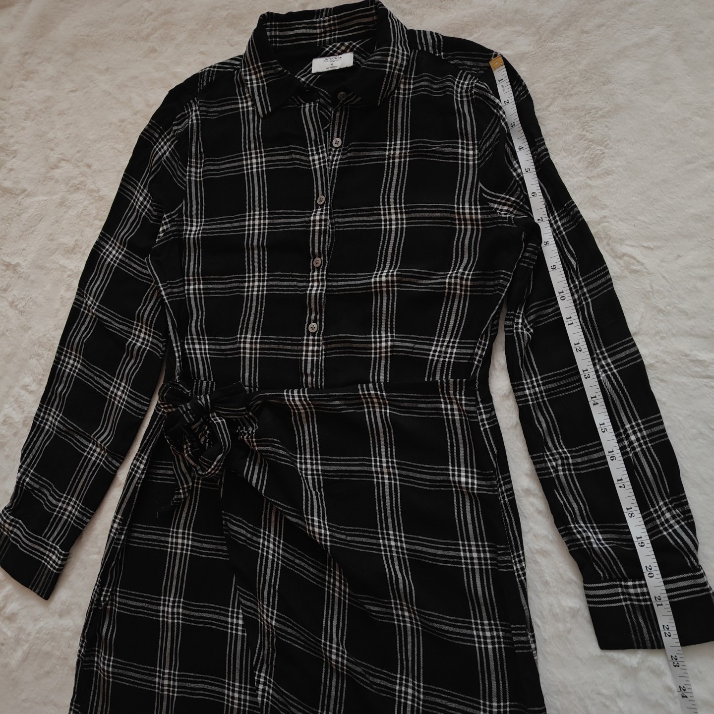 UntuckIt Tessa Plaid Black Button Up Collared Wrap Shirt Dress Small Long Sleeve