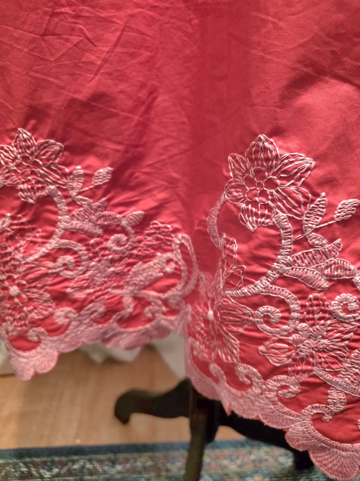 AVARA Stella Dress Womens Large NWT Red Ruffle Collar Smocked Cuff Lace Hem $98