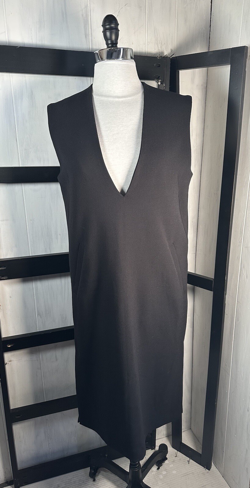 Wood Wood Career Shift Dress, Excellent Structure, Size Medium, New