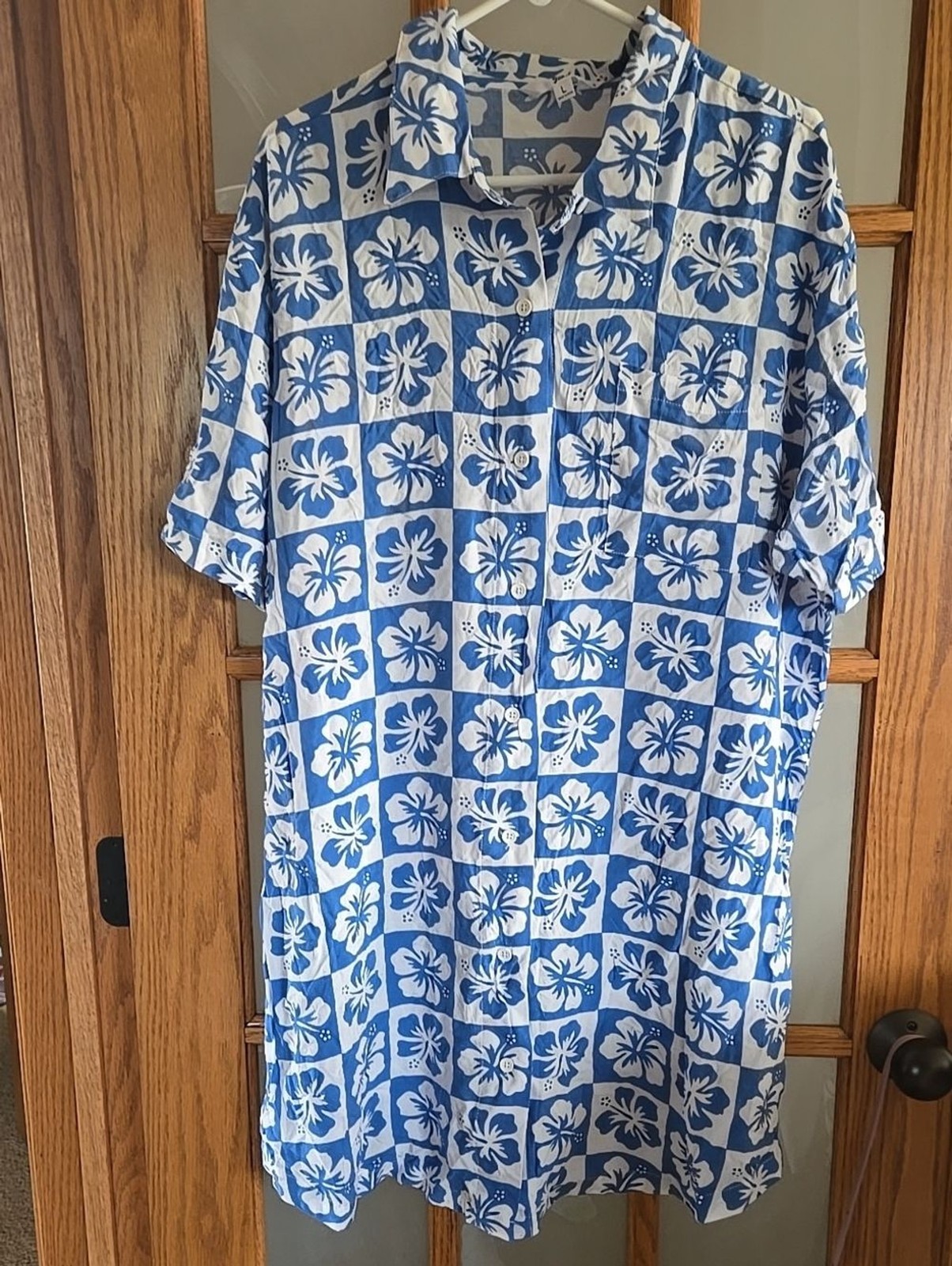 Large Blue White Floral Hawaiian Button-Up Womens Shirt Dress