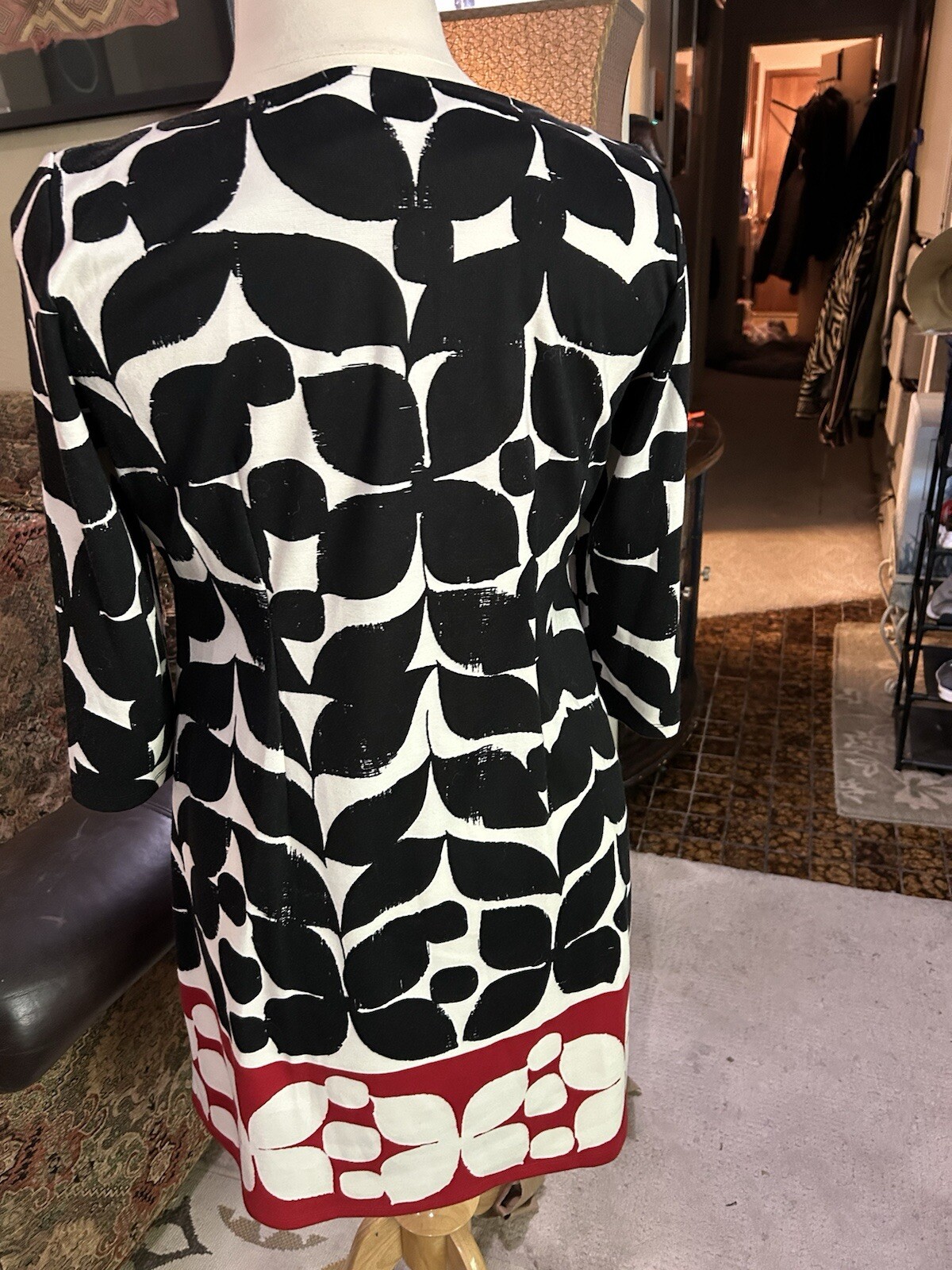 LONDON STYLE BLACK, RED, & WHITE PRINT SLEEVELESS DRESS SIZE LARGE