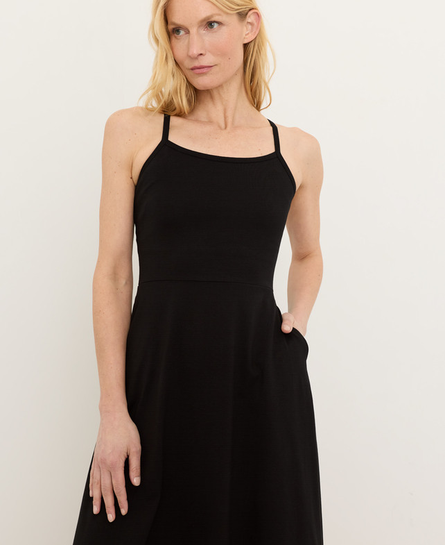 NEW PACT Organic Fit & Flare Midi Dress – Black
