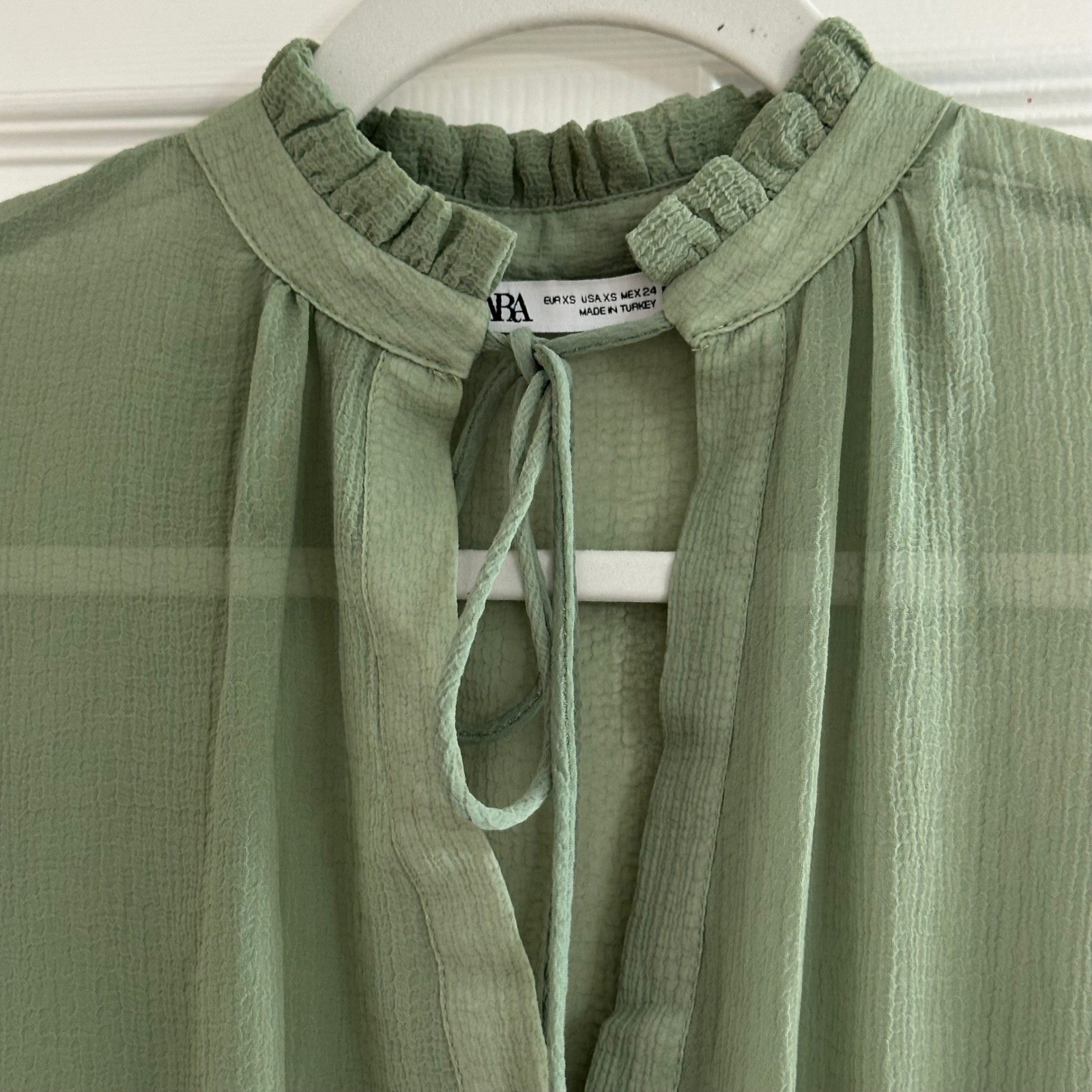 Zara Green Sheer Ruffle Long Sleeve Mini Short Dress V-Neck Women’s XS