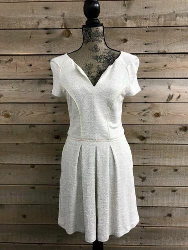 Dress Tart Brand NWOT White Soft Knit Fully Lined Short Sleeve Sizes XS S M L