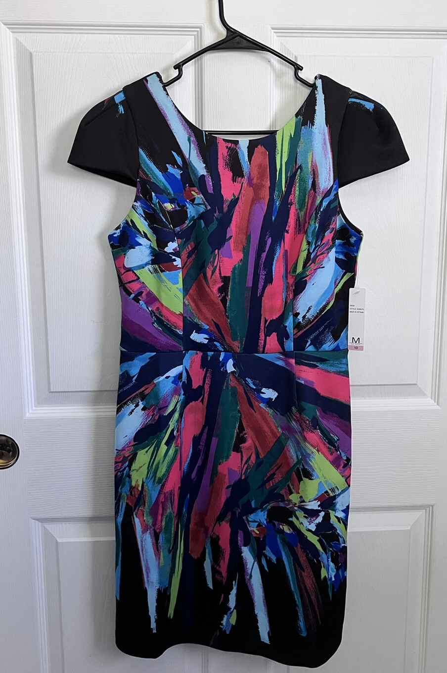 NWT MAIA Size 10 Abstract V Back Knee Length Splatter Print Sheath Dress