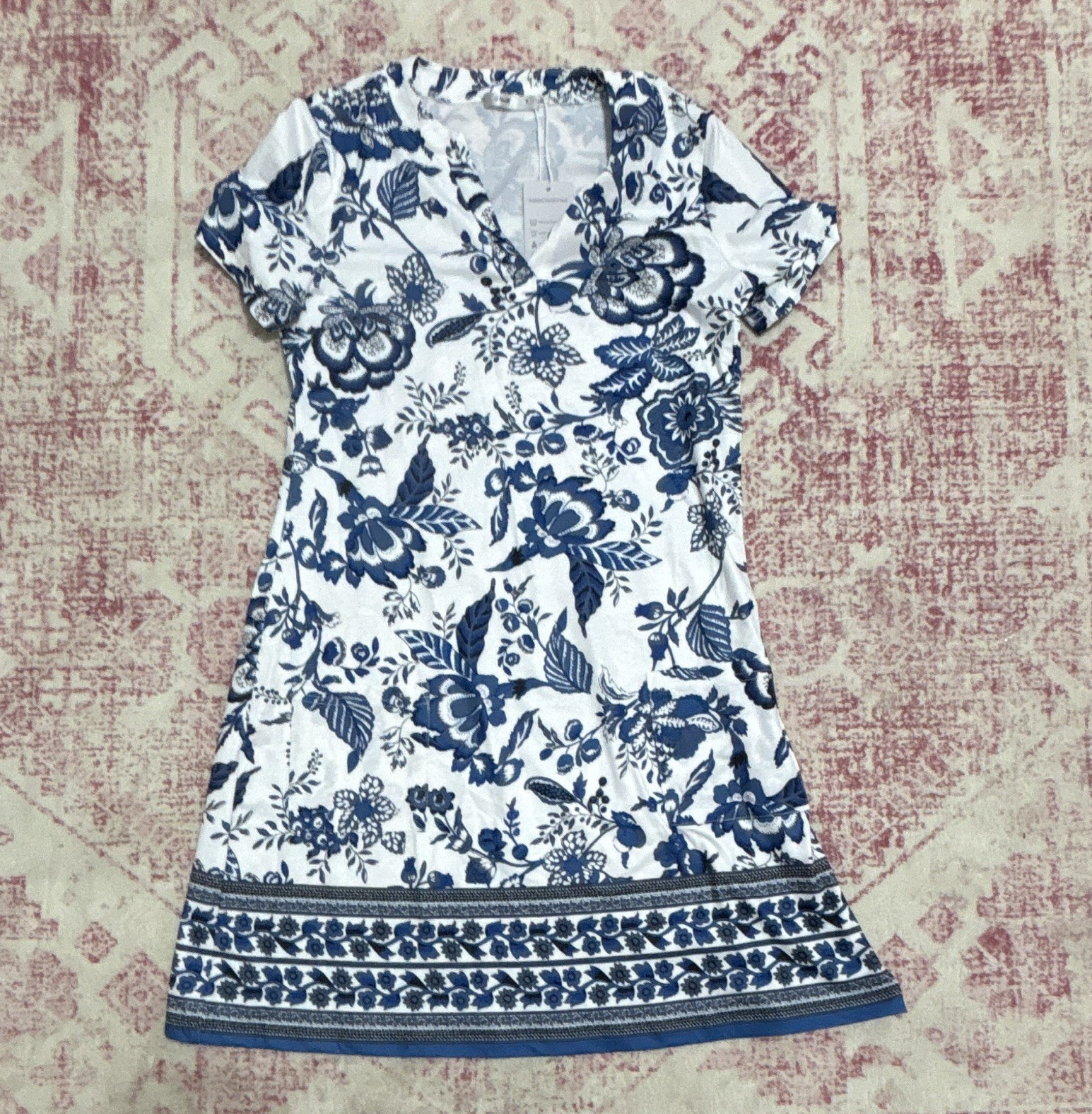 Uiholl White/Blue Floral V-Neck Raglan Short Sleeve Shift Mini Dress, Women’s S