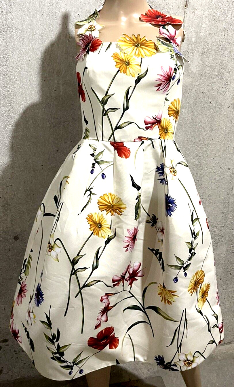 Oscar de la Renta Resort 2021 Embroidered White Floral Applique Halter Dress 4