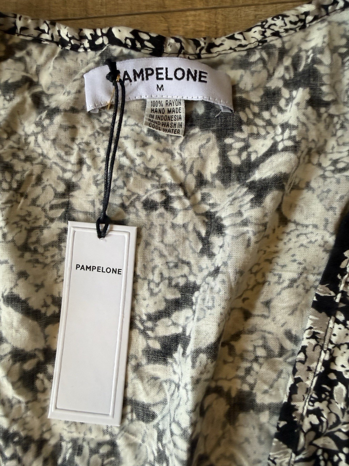 NWT Pampelone Valentina high slit medium floral maxi dress black cream chic