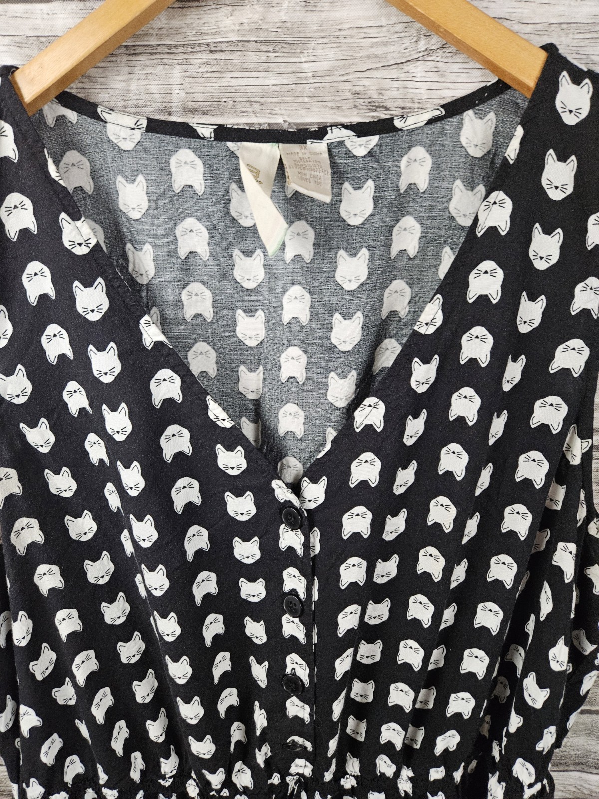 Mimi Chica Women’s 3X Cat Face Novelty Button-up Sleeveless Dress Whimsical