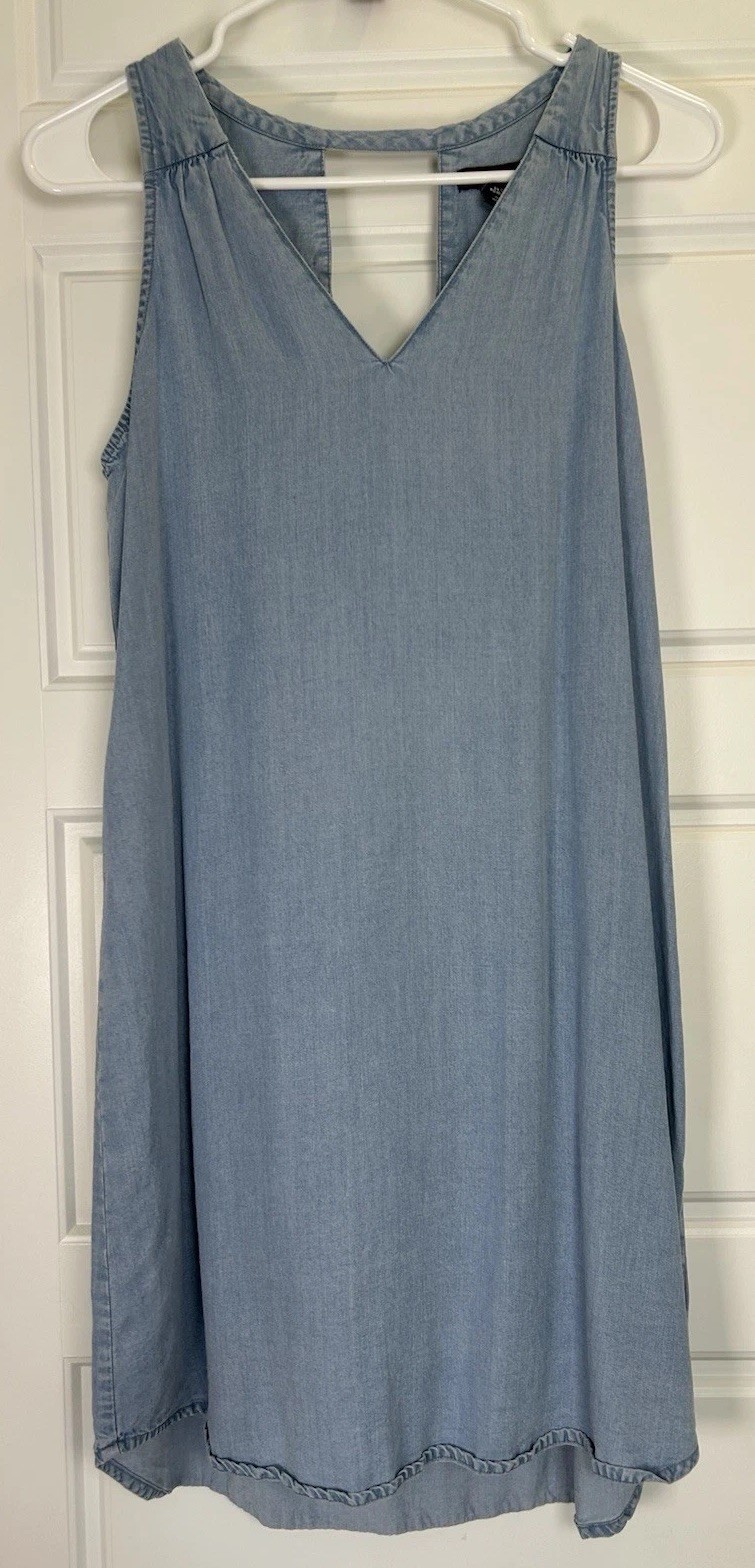 Gap Size XS Blue Solid Denim V-Neck Sleeveless Dress