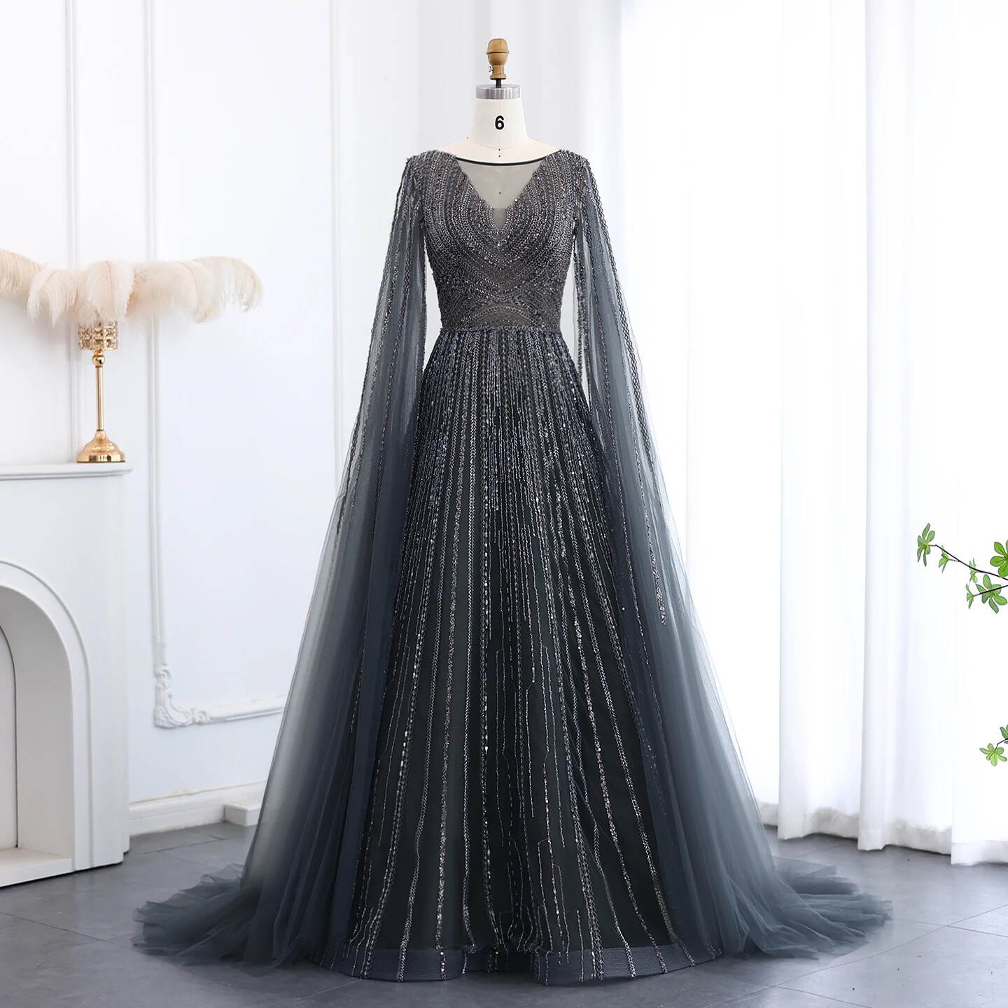 Luxury Gray Green Blue Pink Elegant Evening Dresses with Cape Sleeves Women