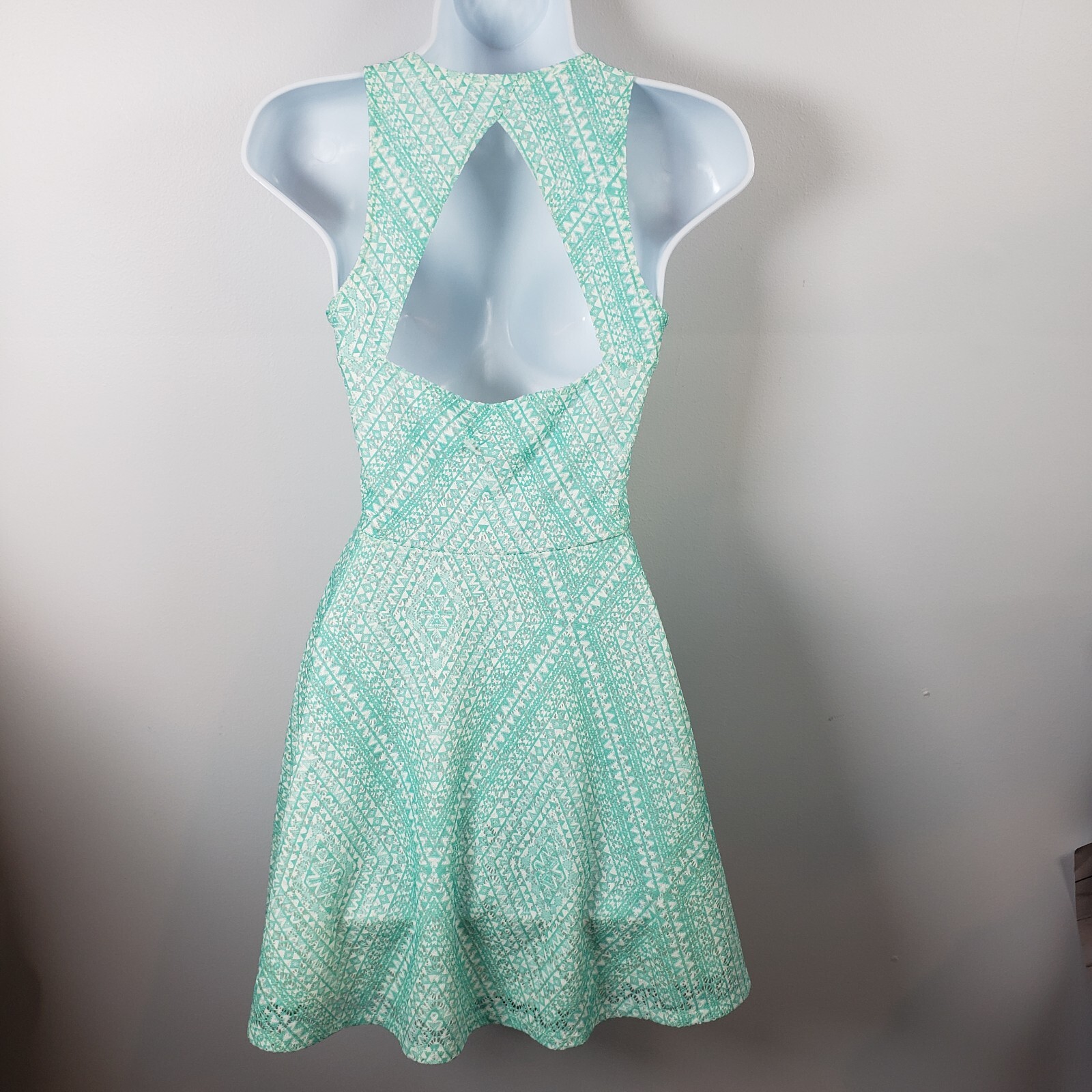 Aeropostale Skater Dress Juniors Small Sleeveless Open Back Green /A235